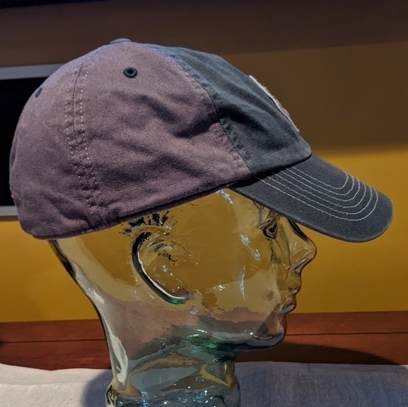 Notre Dame Fighting Irish Cap Hat - Picture 2 of 6